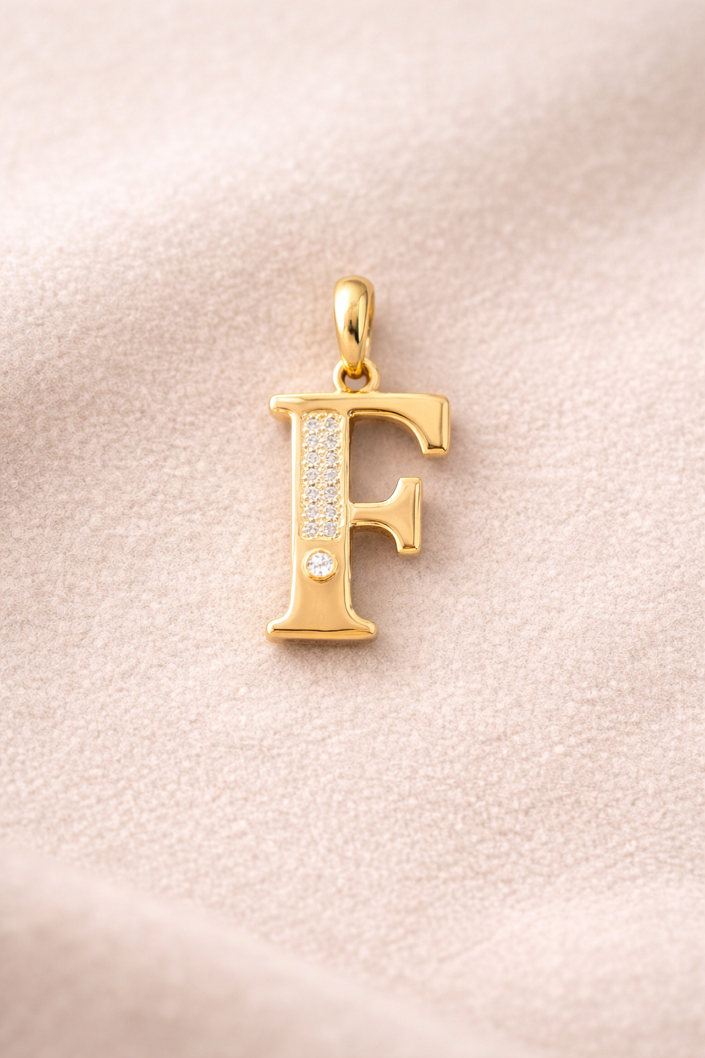 F Buchstaben Anhänger (ohne Kette) aus 14 Karat Gold (585) – Elegant & Zeitlos