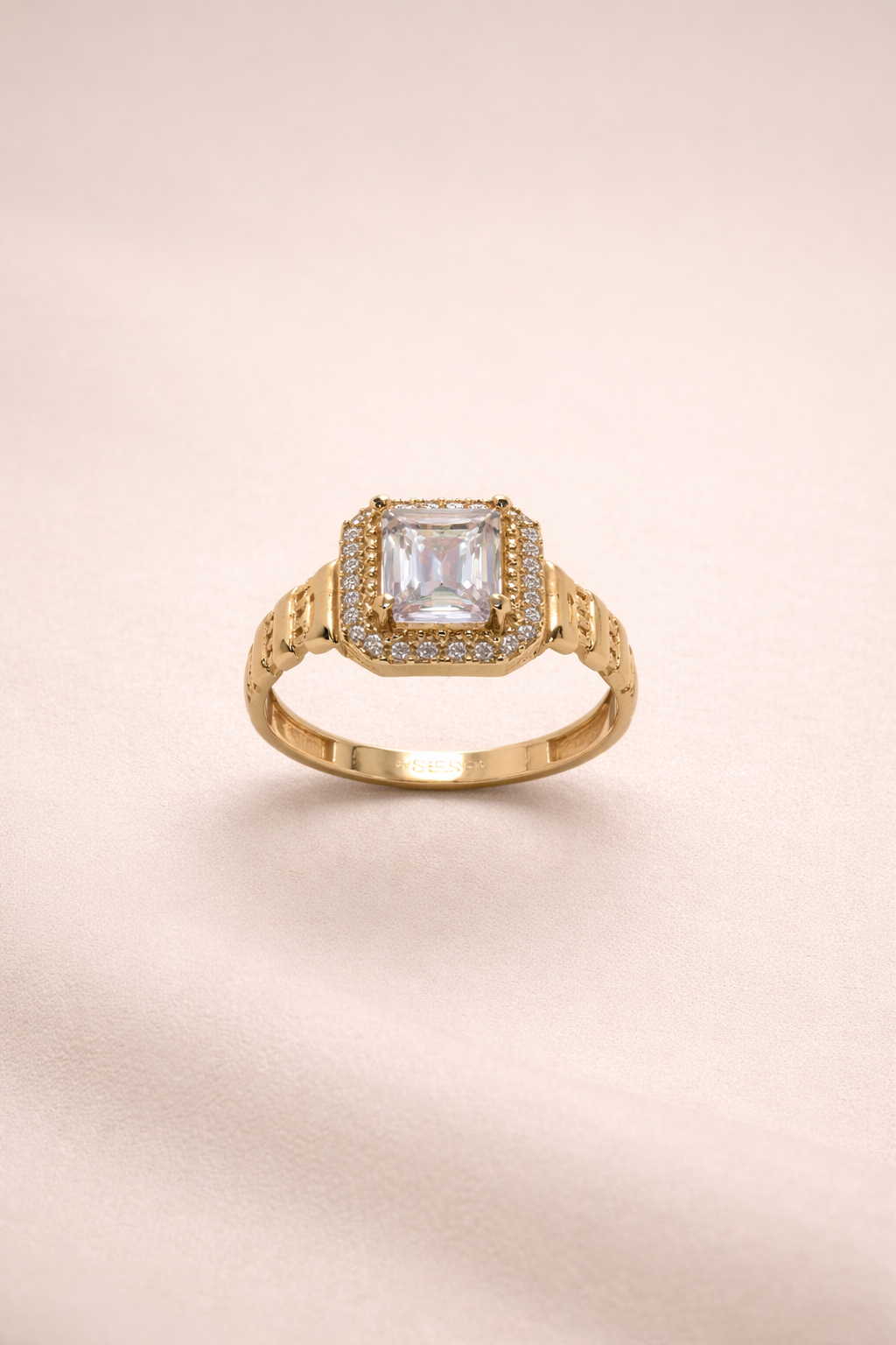Eleganter Damenring aus 585 Gold (14 Karat)