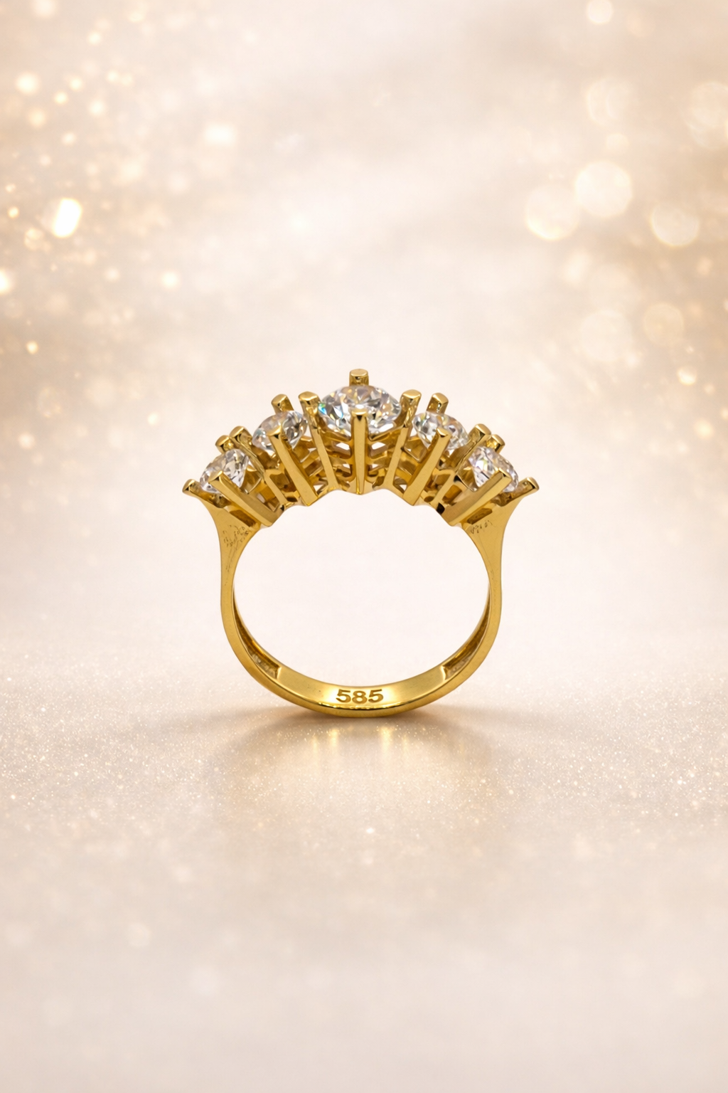 Eleganter 5-Stein-Diamantring aus Gold 14 Karat (585) – Zeitlose Schönheit