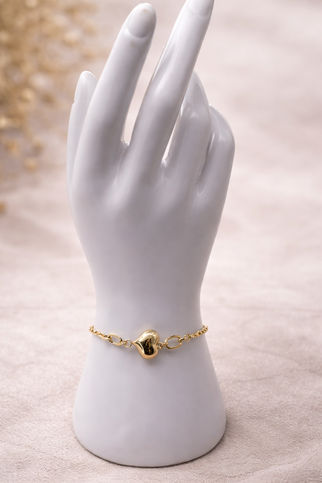 14 Karat Gold Armband mit Herzanhänger – elegant & zeitlos