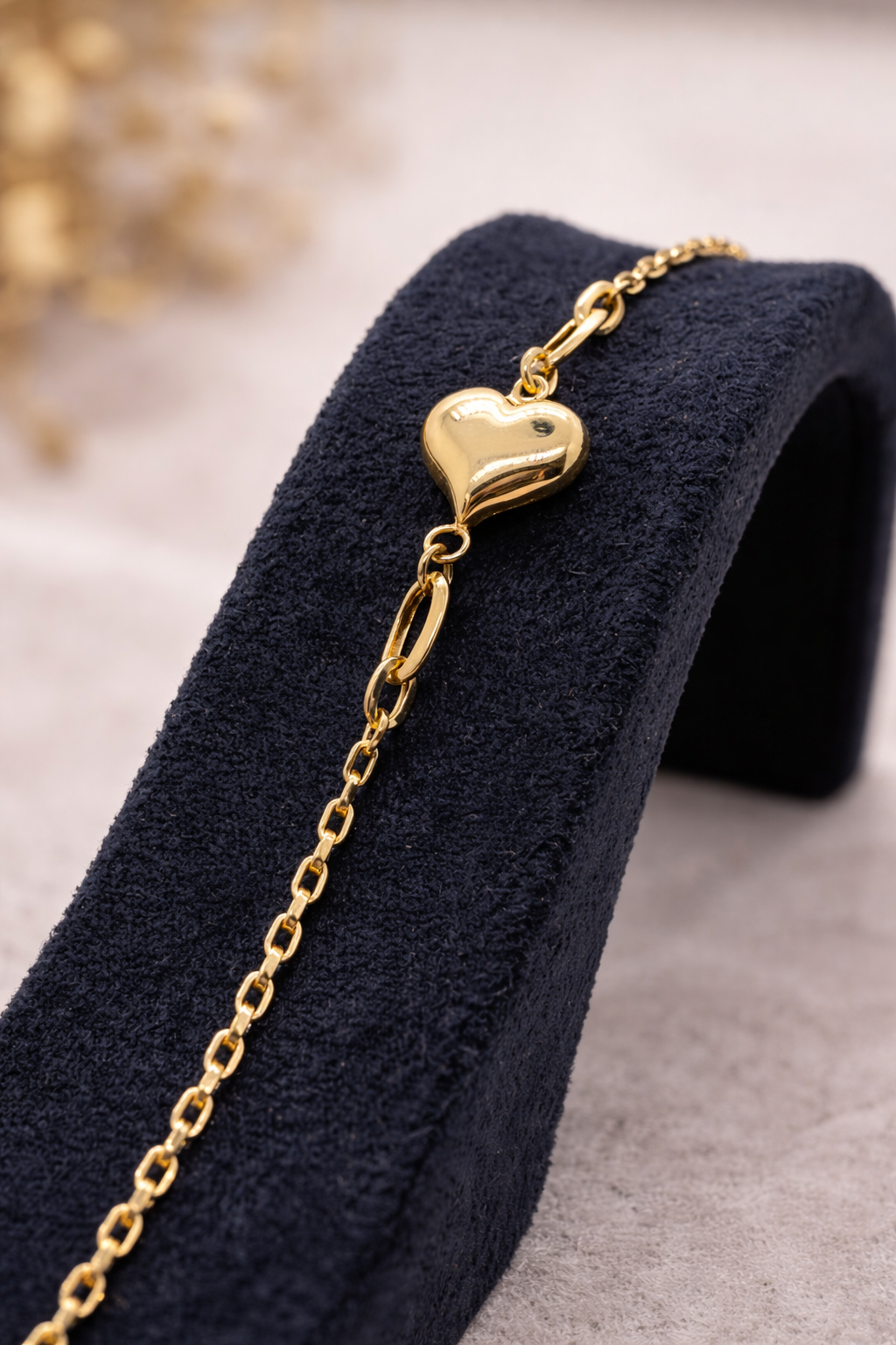 14 Karat Gold Armband mit Herzanhänger – elegant & zeitlos