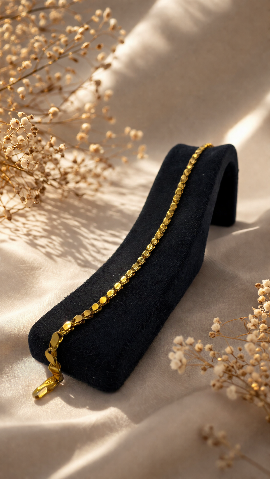 Elegantes 14K Goldarmband mit glänzender Struktur (585)