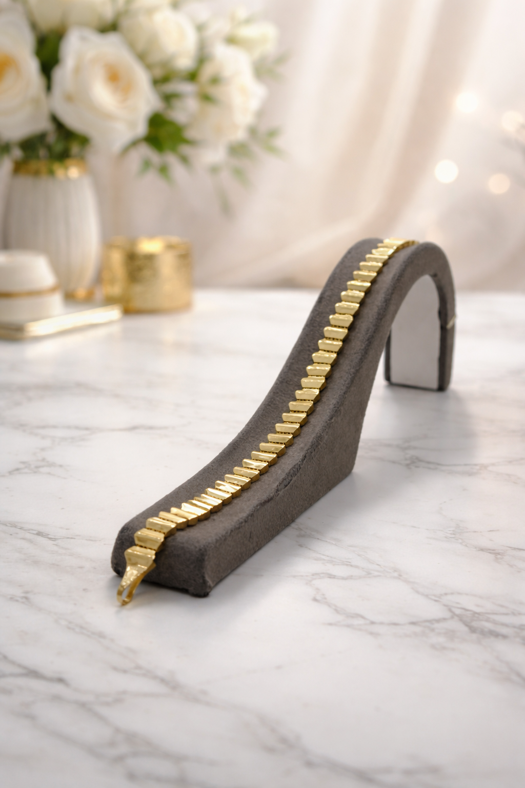Elegantes Goldarmband – Modernes & Minimalistisches Design
