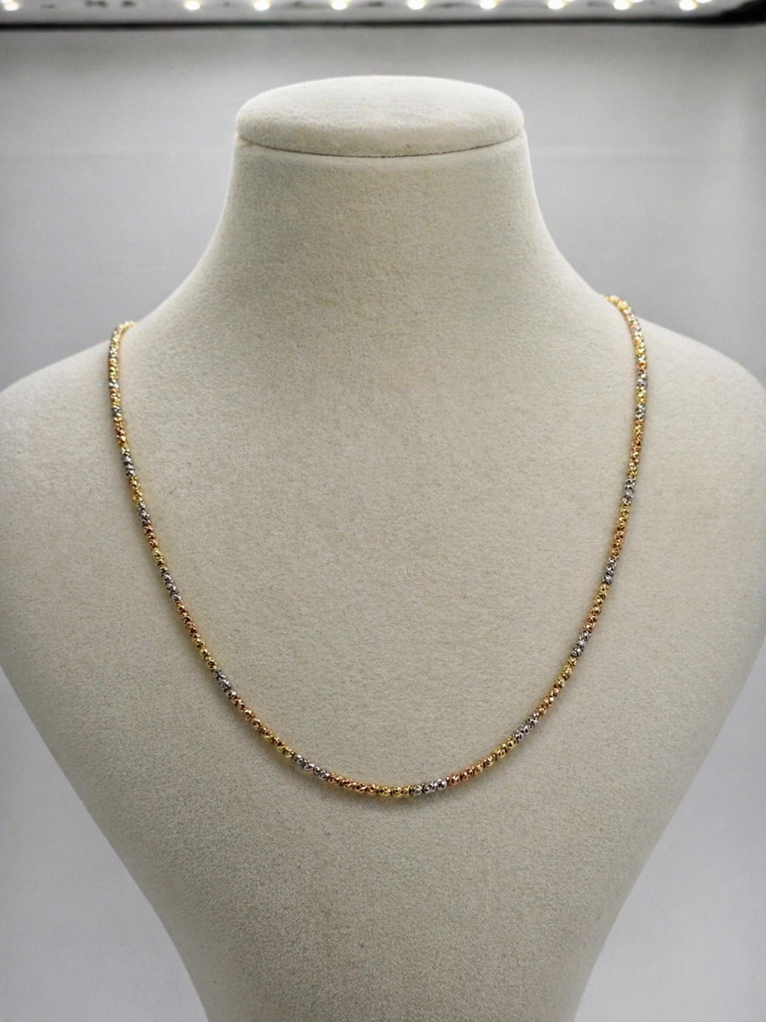 Elegante Tricolor Kugelkette – Feine Halskette in Gold, Roségold und Silber 14 Karat