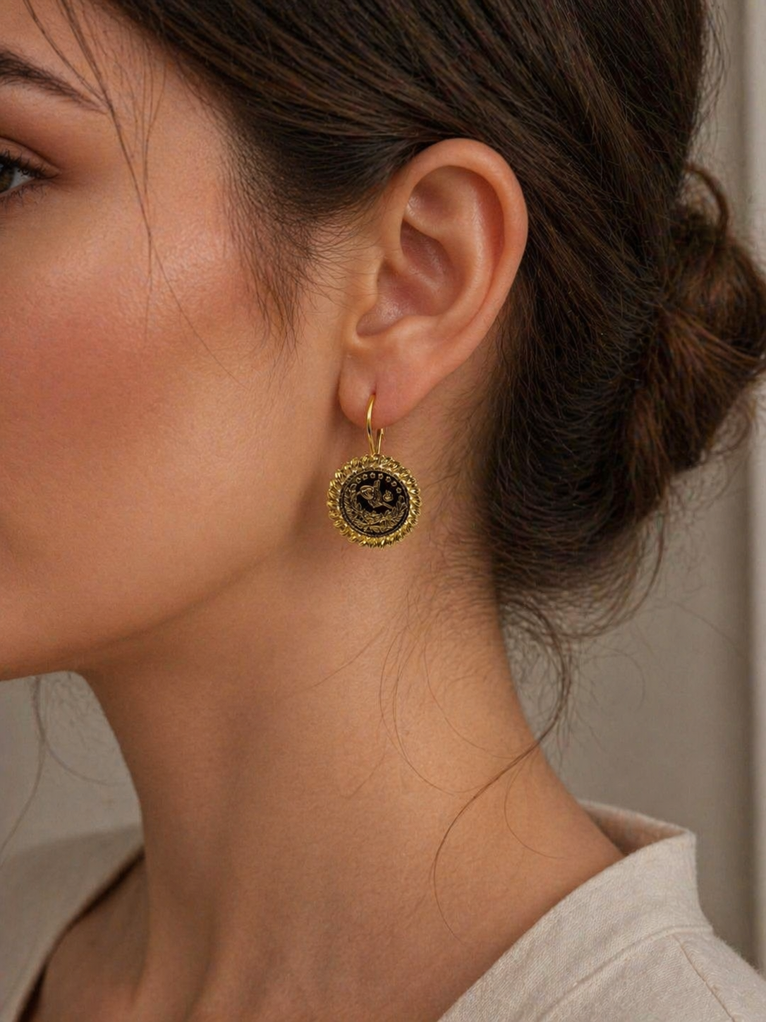 Exklusive 22 Karat Gold Münz-Ohrringe – Elegante Vintage Creolen im Antik-Design