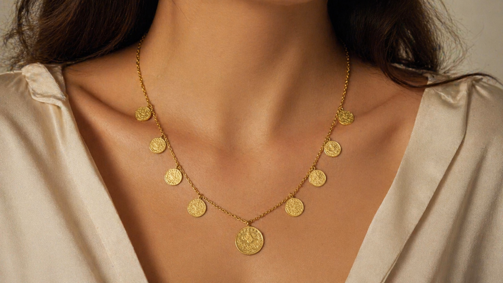 Feine 22 Karat Gold Münz-Halskette – Elegantes Design mit Anhängern