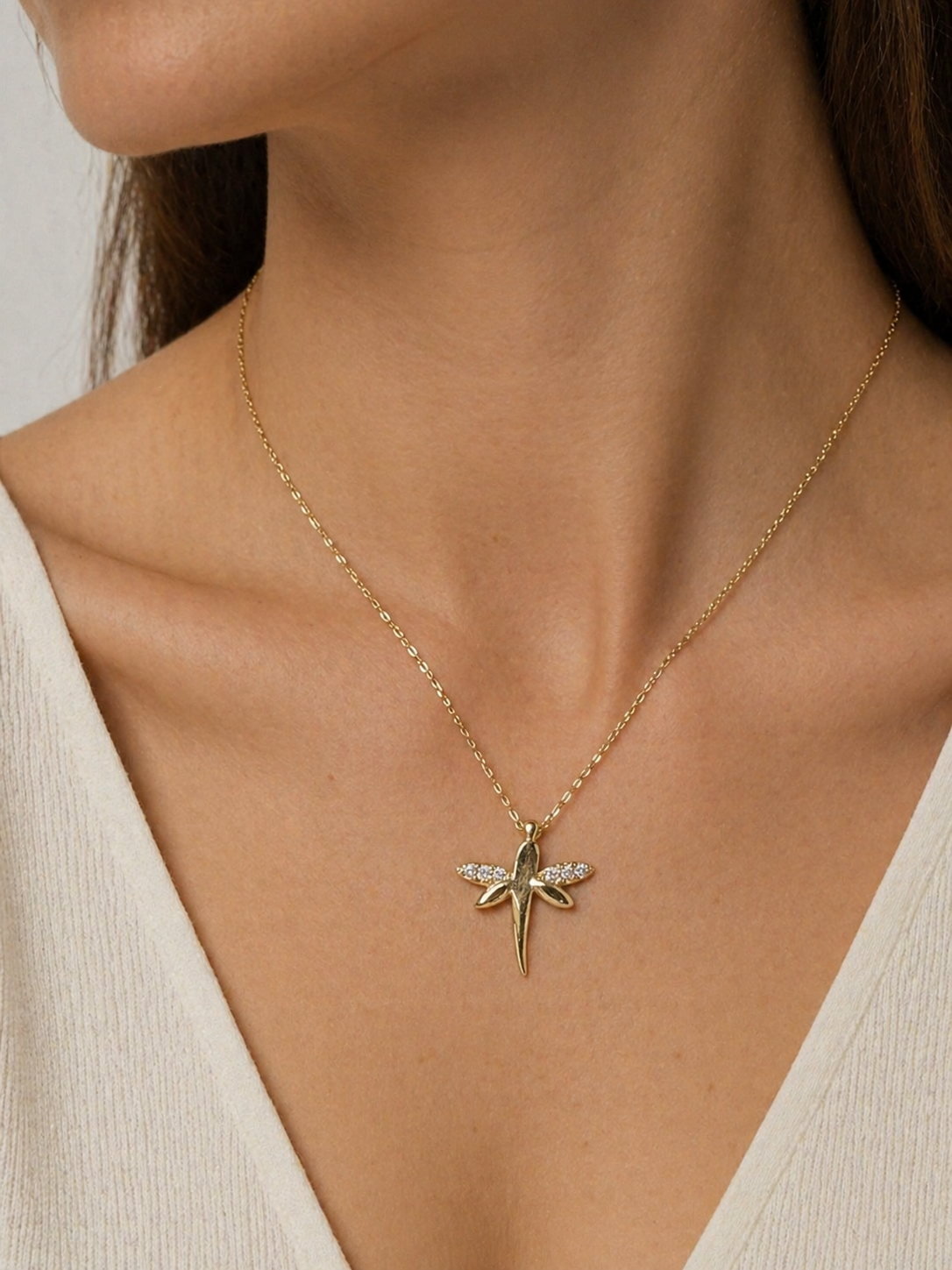 Elegante Goldene Libellen-Halskette 14 Karat Gold
