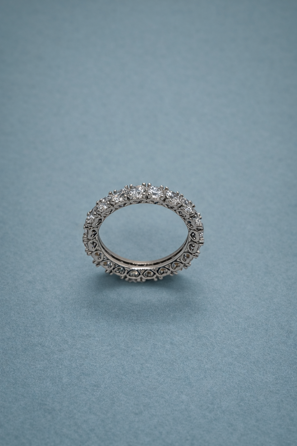 Eleganter Memoire Ring aus 14 Karat Weißgold (585)