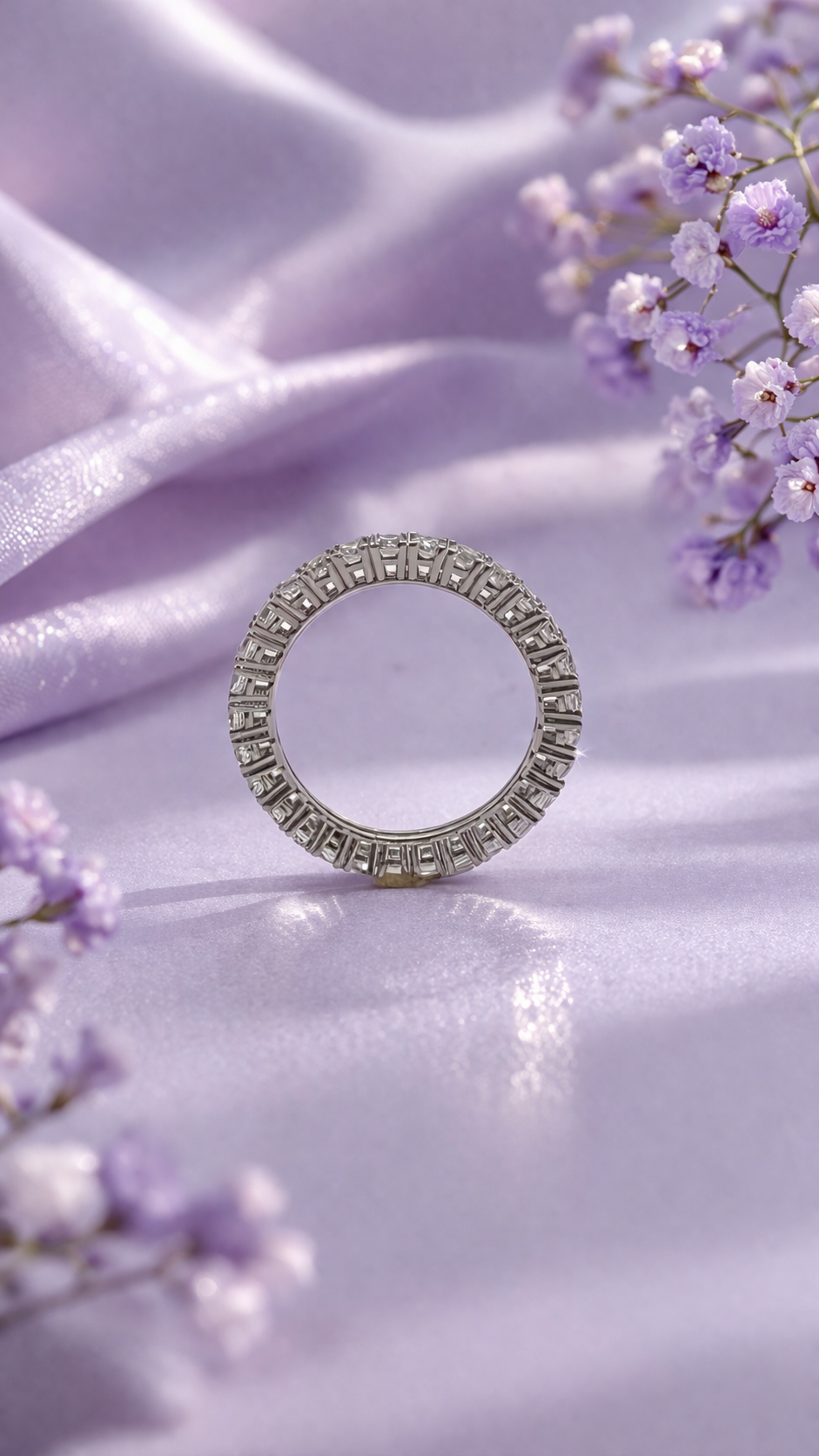 Eleganter Memoire-Ring aus 14 Karat Weißgold mit Zirkonia