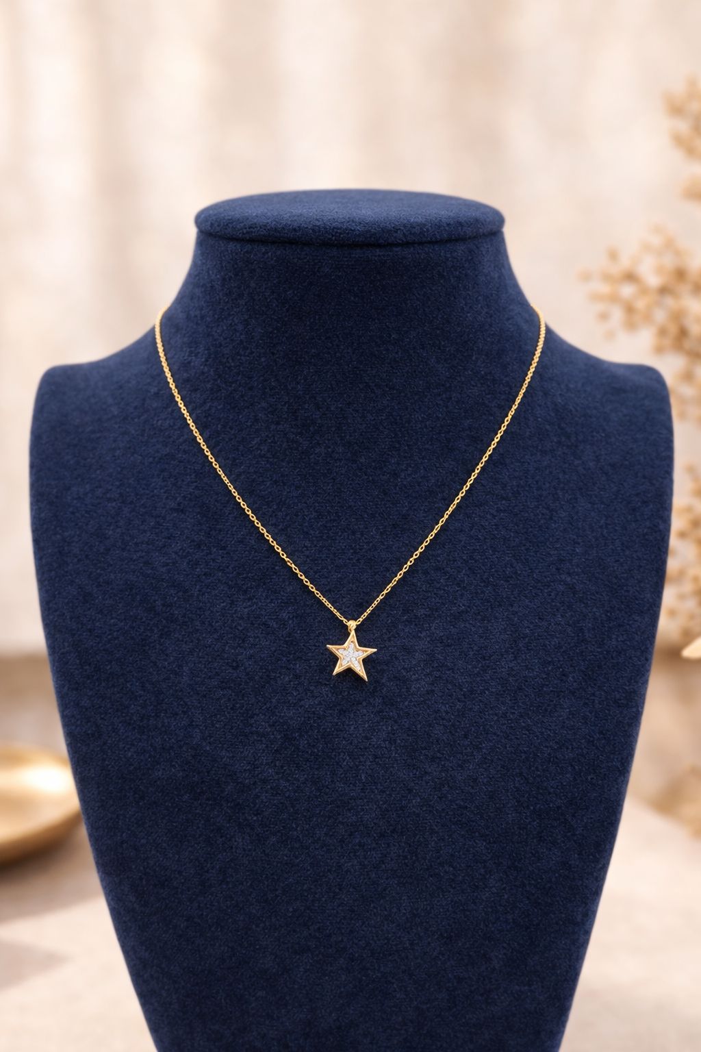 Edler Stern Anhänger mit Kette – stilvoll & zeitlos aus 14 Karat Gold
